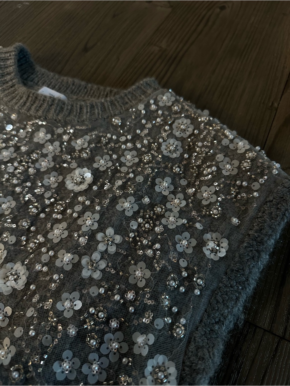 Zara Grey Beaded Knit Sleeveless Vest - Picture 3 of 6
